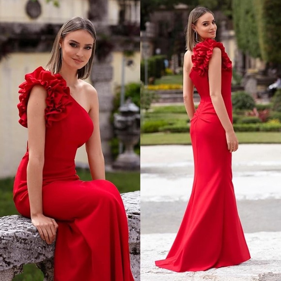 Xscape Red One-Shoulder Gown - Picture 3 of 4